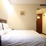 Greentree Inn Shanghai Zhongshan Hutai Hotel