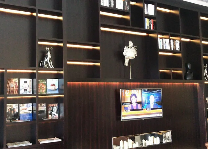 The Bamboo Hotel Hong Qiao Airport