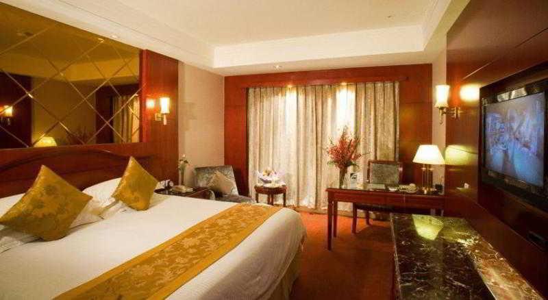 Hotel Blossom House On The Bund 5*