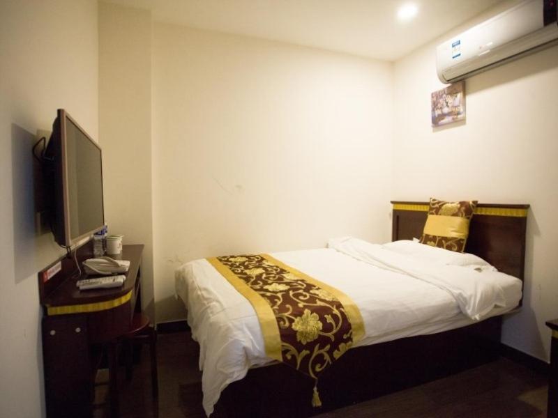 Greentree Hongqiao International Airport Songhong Road Express 3* Shanghai
