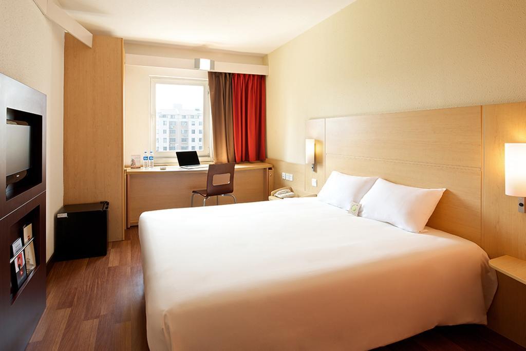 Ibis Jinshajiang Şanghay
