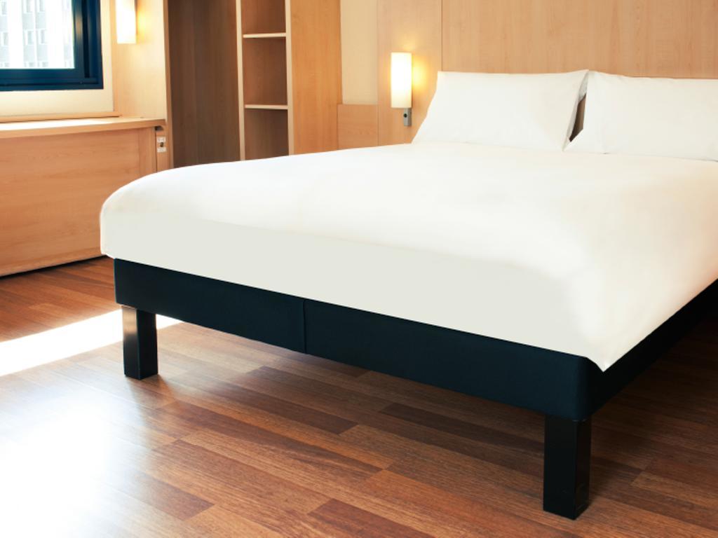 Ibis Jinshajiang Otel