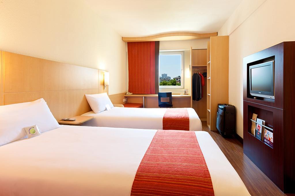 Ibis Jinshajiang Şanghay