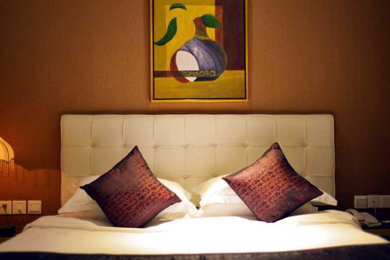 Kingtown Hongmei Hotel 4*