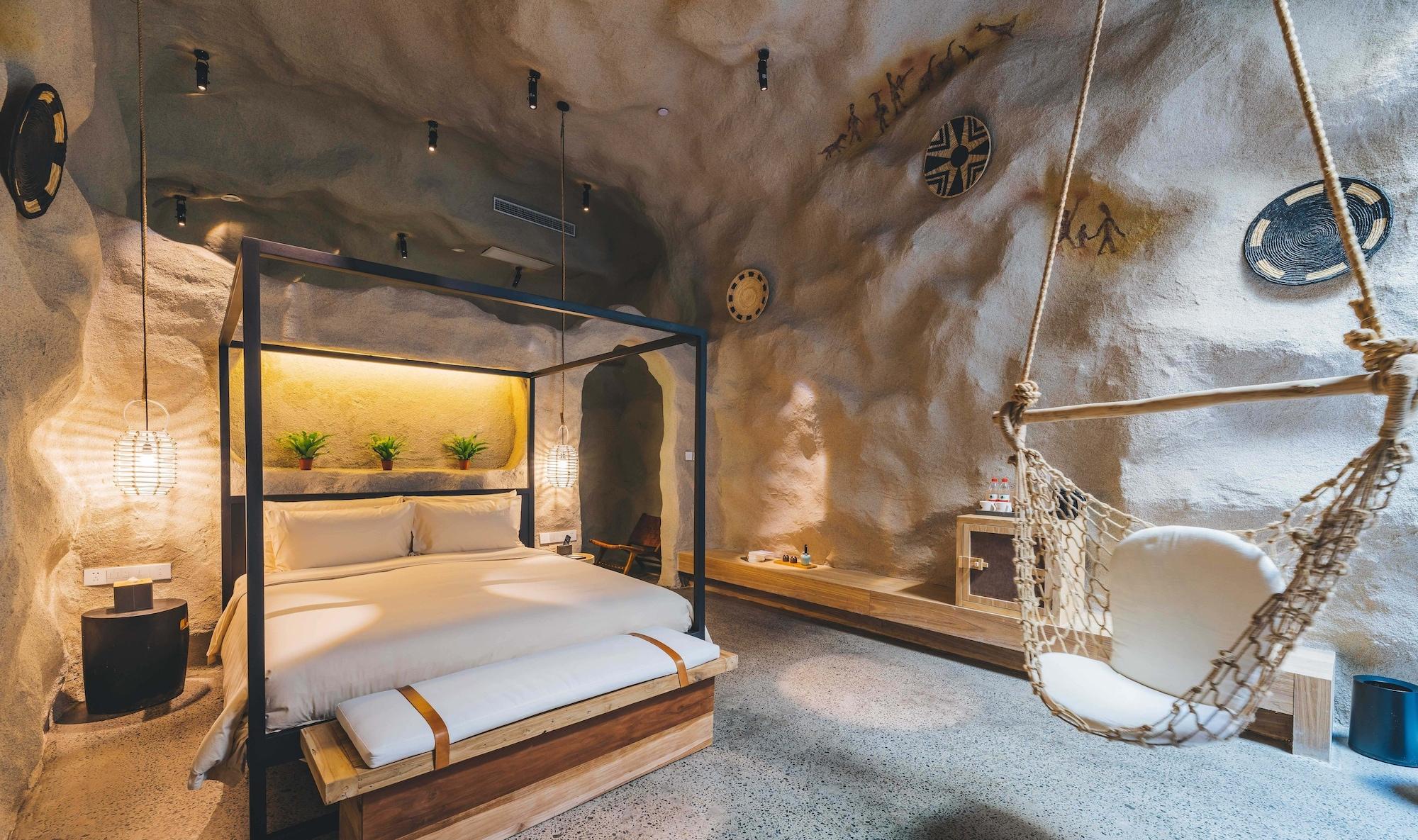 Atour Xujiahui Hotel 3*