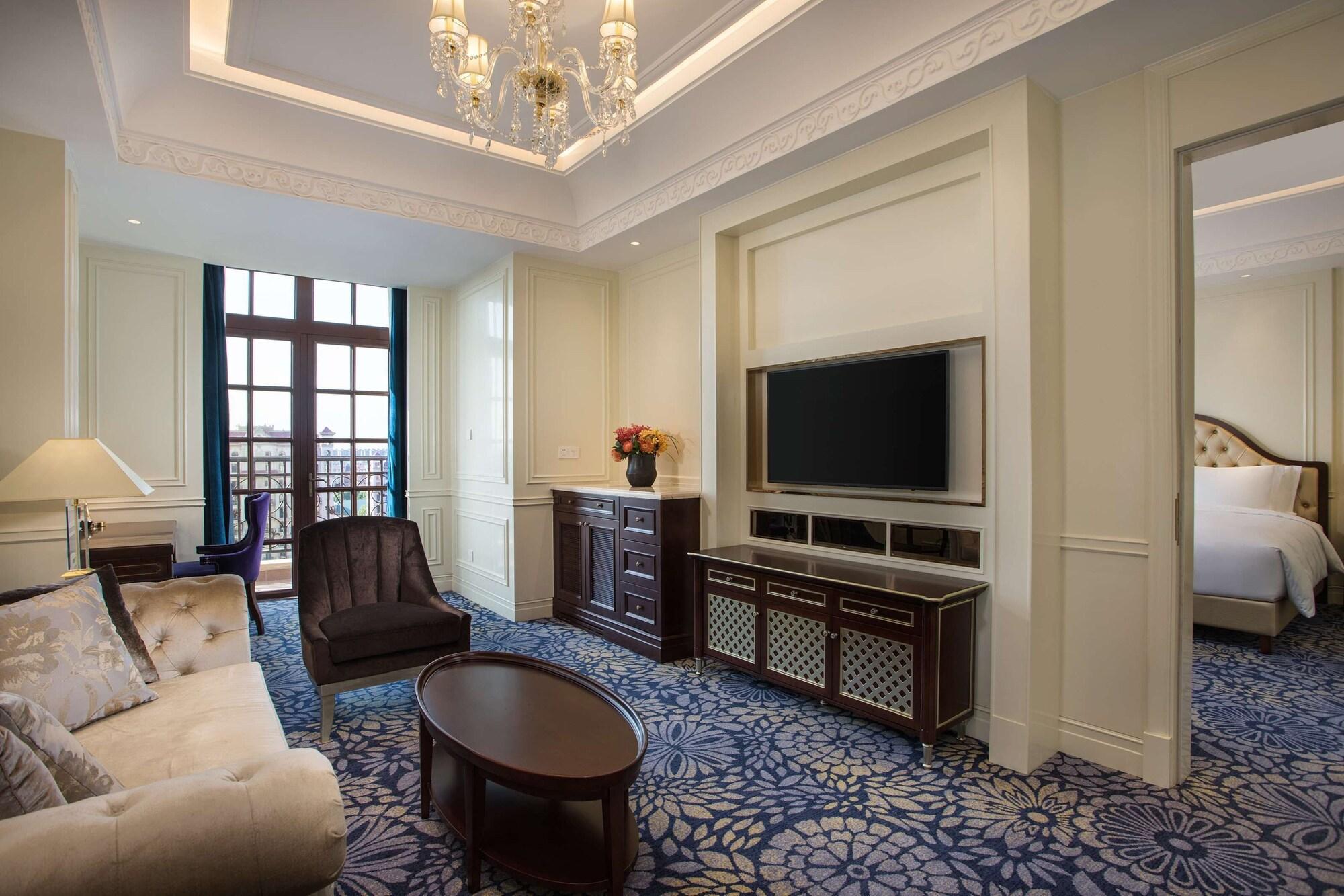 Hotel Radisson Blu Forest Manor Hongqiao - Near Necc Shanghai