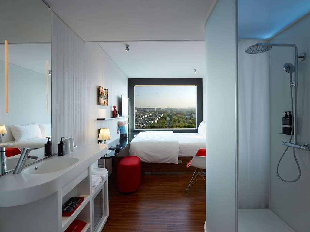 Yati By Artyzen Hongqiao - Korean Street Hotel