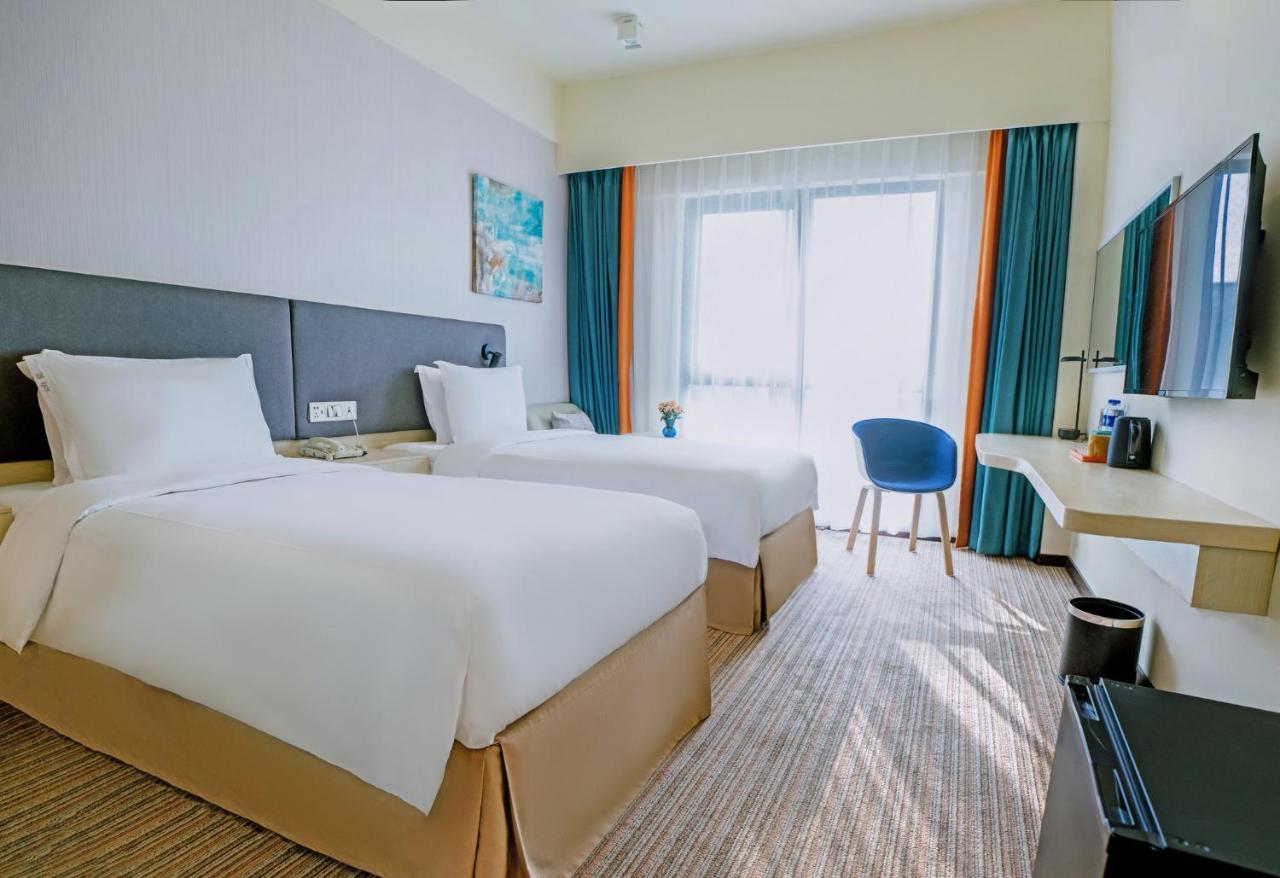 Holiday Express Putuo By Ihg