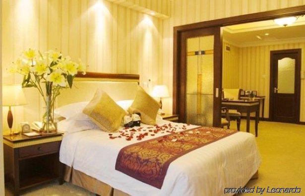 Aparthotel Leading Noble & Shanghai