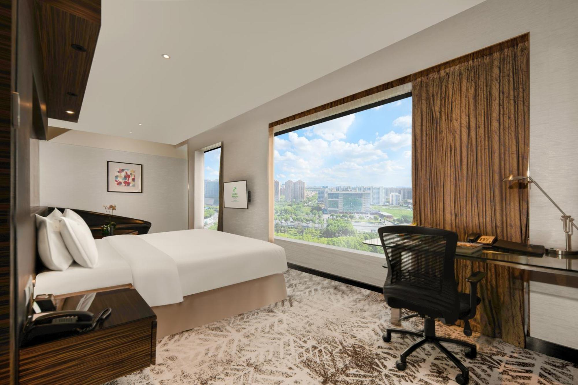 Shanghai Hongqiao West By Ihg 4*