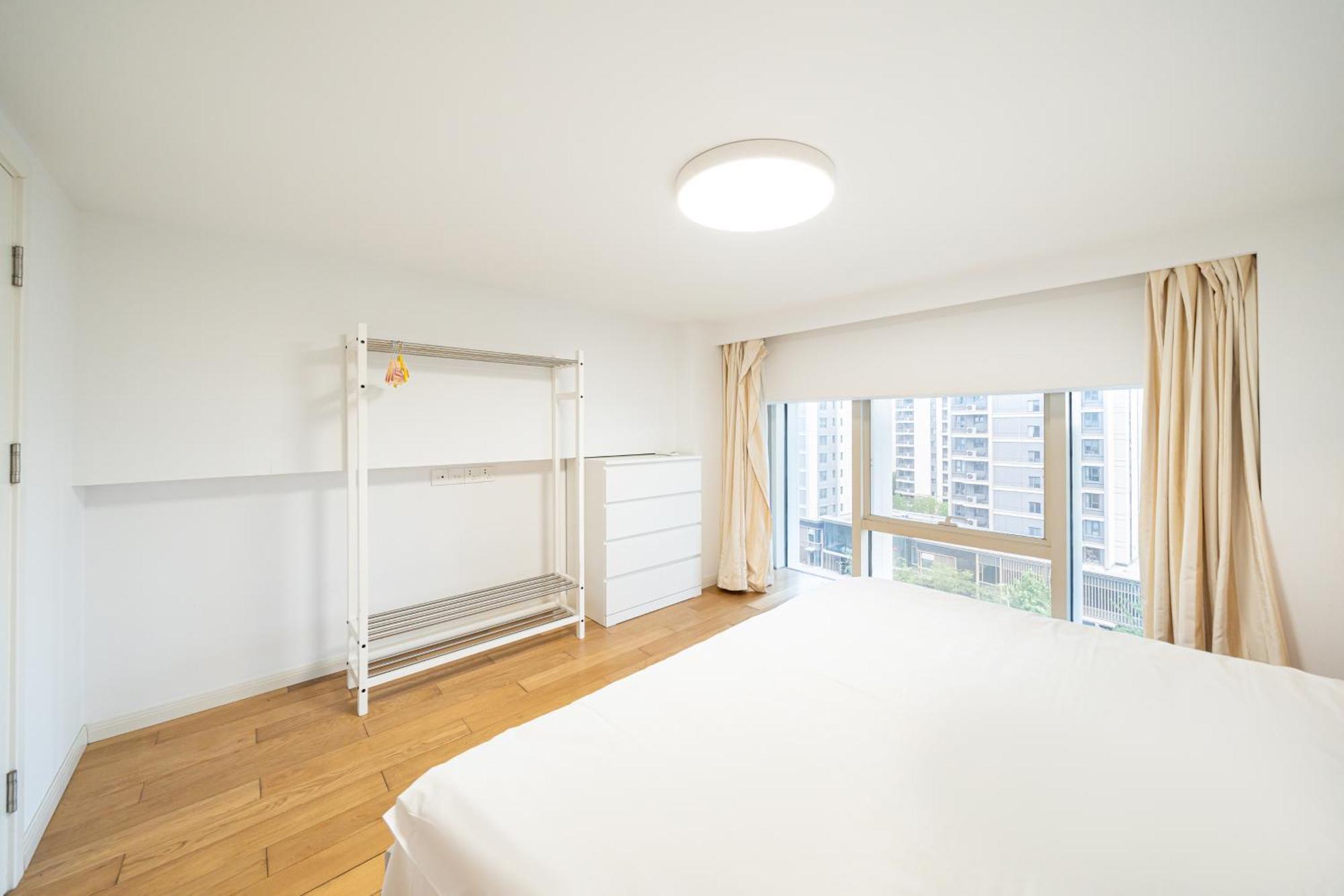 Apartment Hills & Lotus Base Near Necc & Hongqiao Railway Station Suitable For Family&business Shanghai