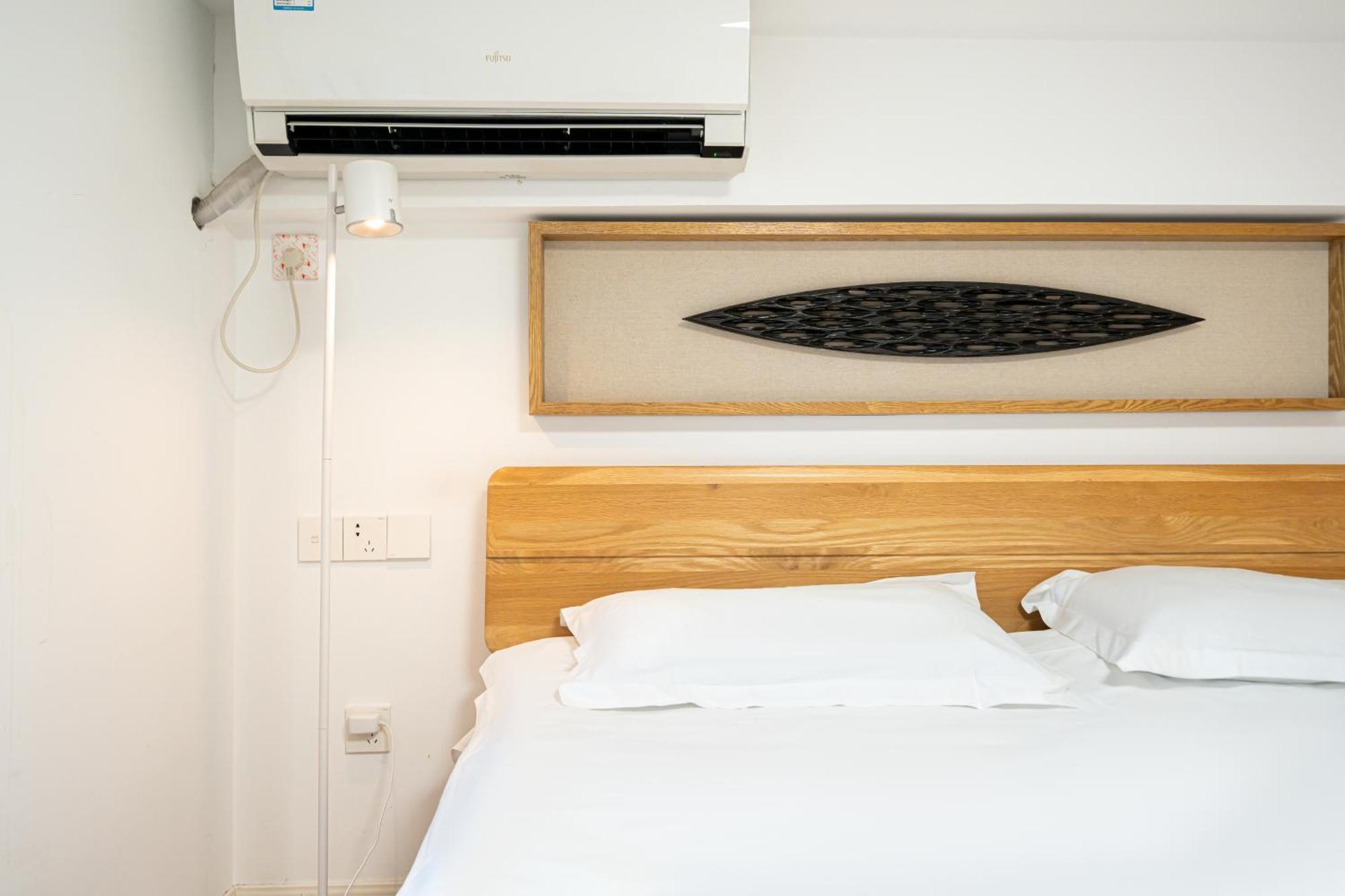 Apartment Hills & Lotus Base Near Necc & Hongqiao Railway Station Suitable For Family&business