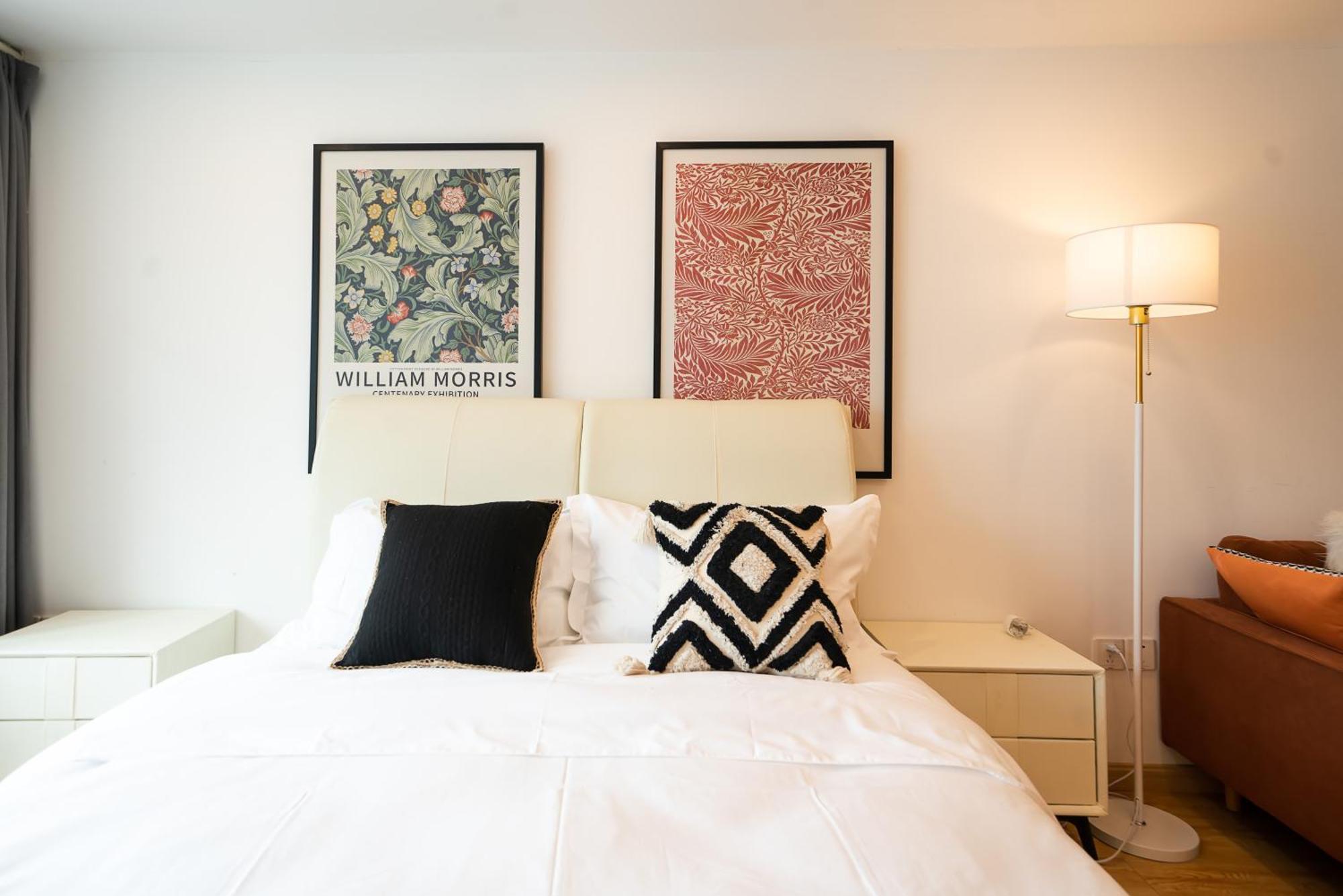 Hills & Lotus Base Near Necc & Hongqiao Railway Station Suitable For Family&business Apartment *