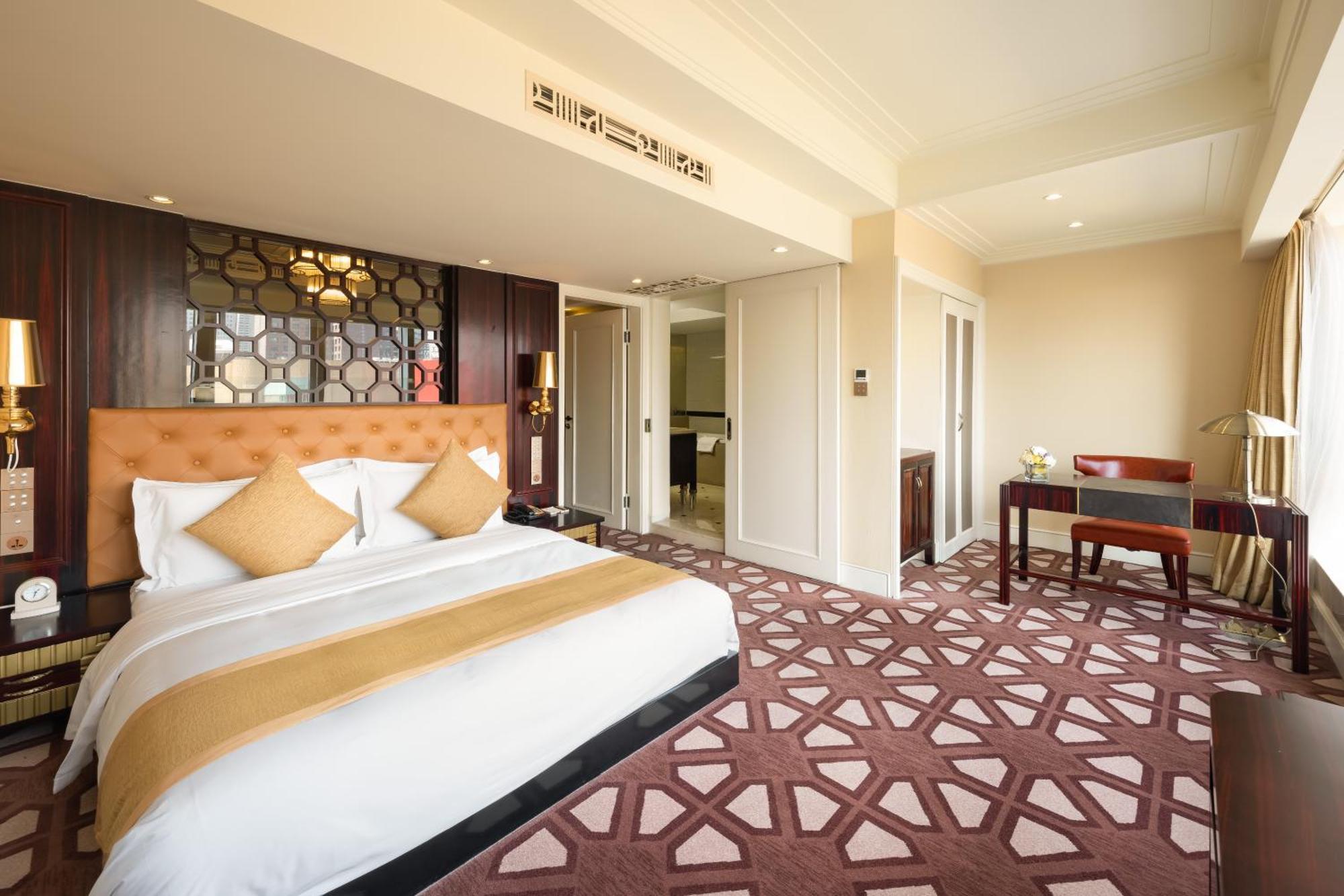 Hotel Paramount Gallery 5*