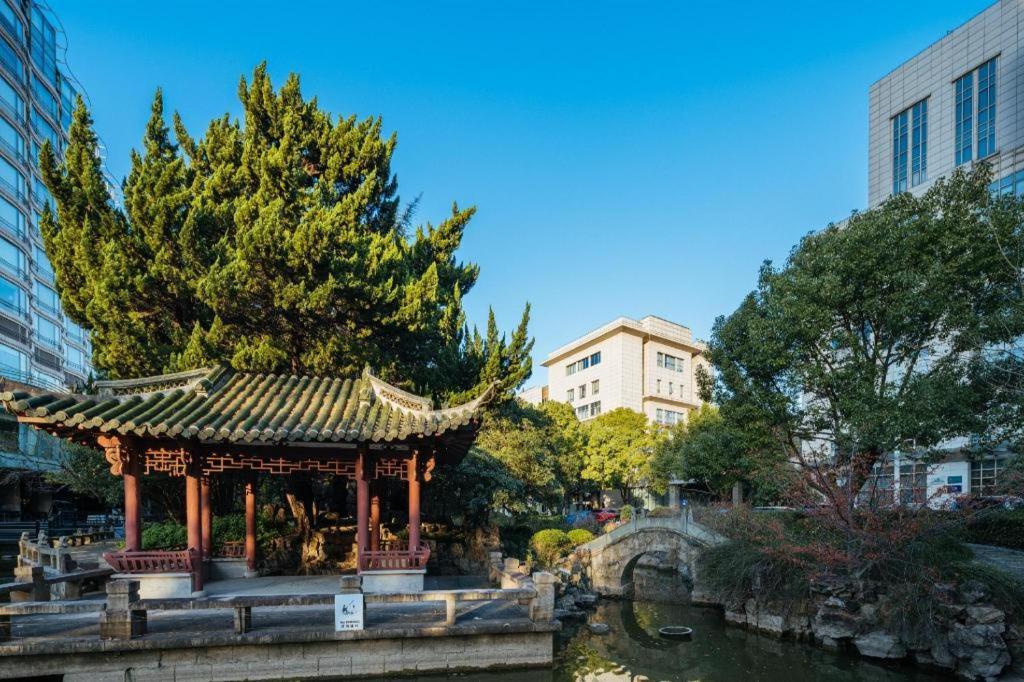 Hotel Cypress Garden Shanghai
