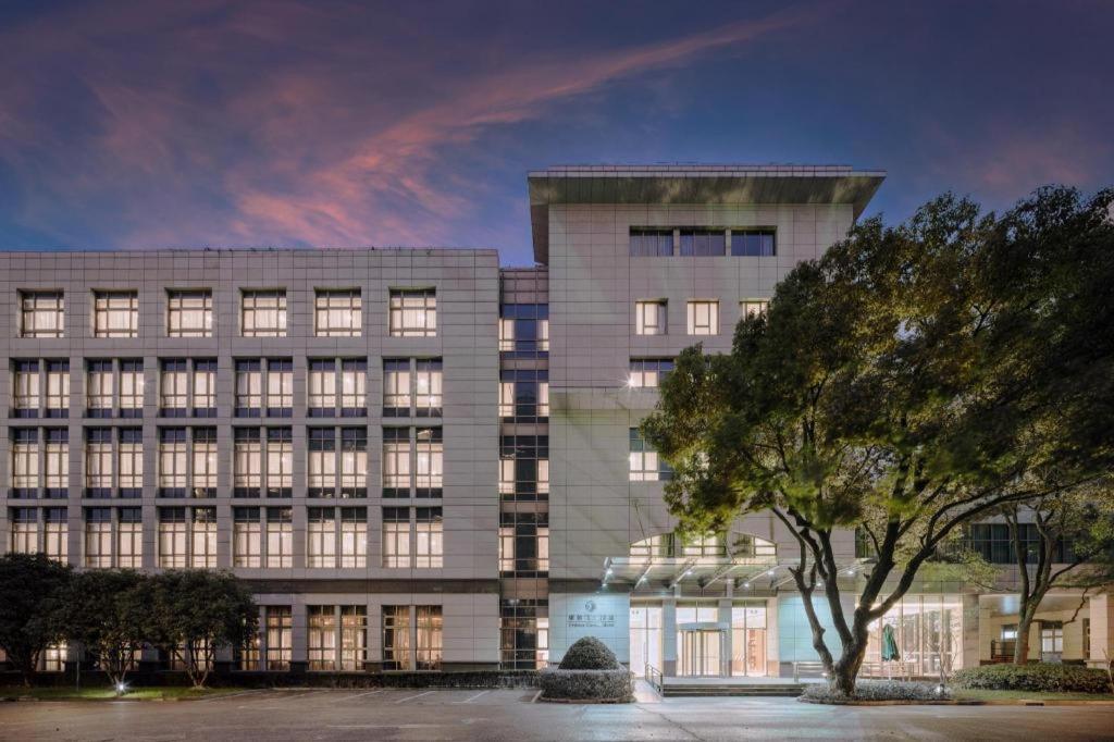 Hotel Cypress Garden 4*
