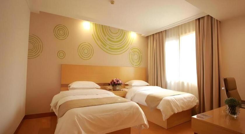 Greentree National Convention And Exhibition Center Huaxiang Road Hotel 3*
