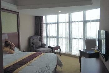 Hotel Vienna International Hongqiao Hub Caoan Road Hop 4*