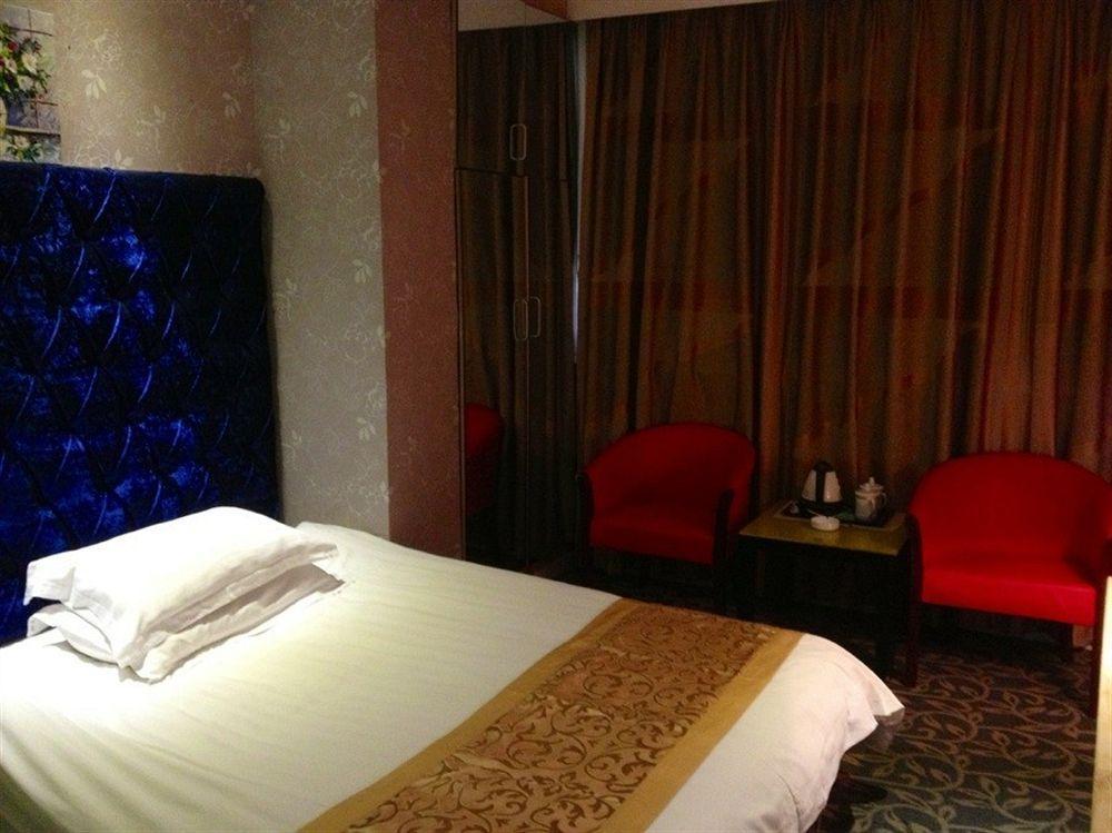 Hotel Jiujiu