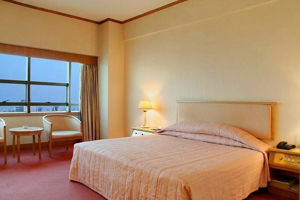 Atour S Wuning Road Hupu Hotel