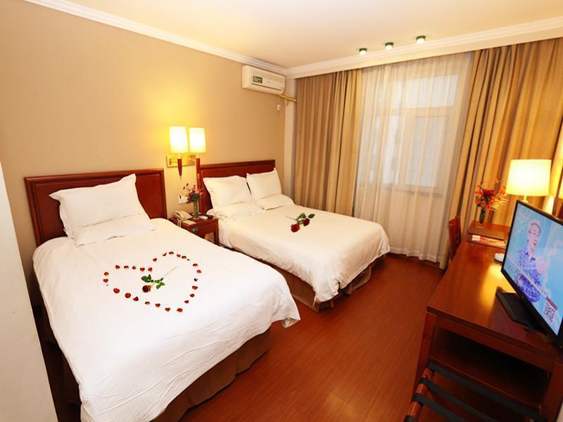 Greentree Zhongshan Hutai Hotel 3*