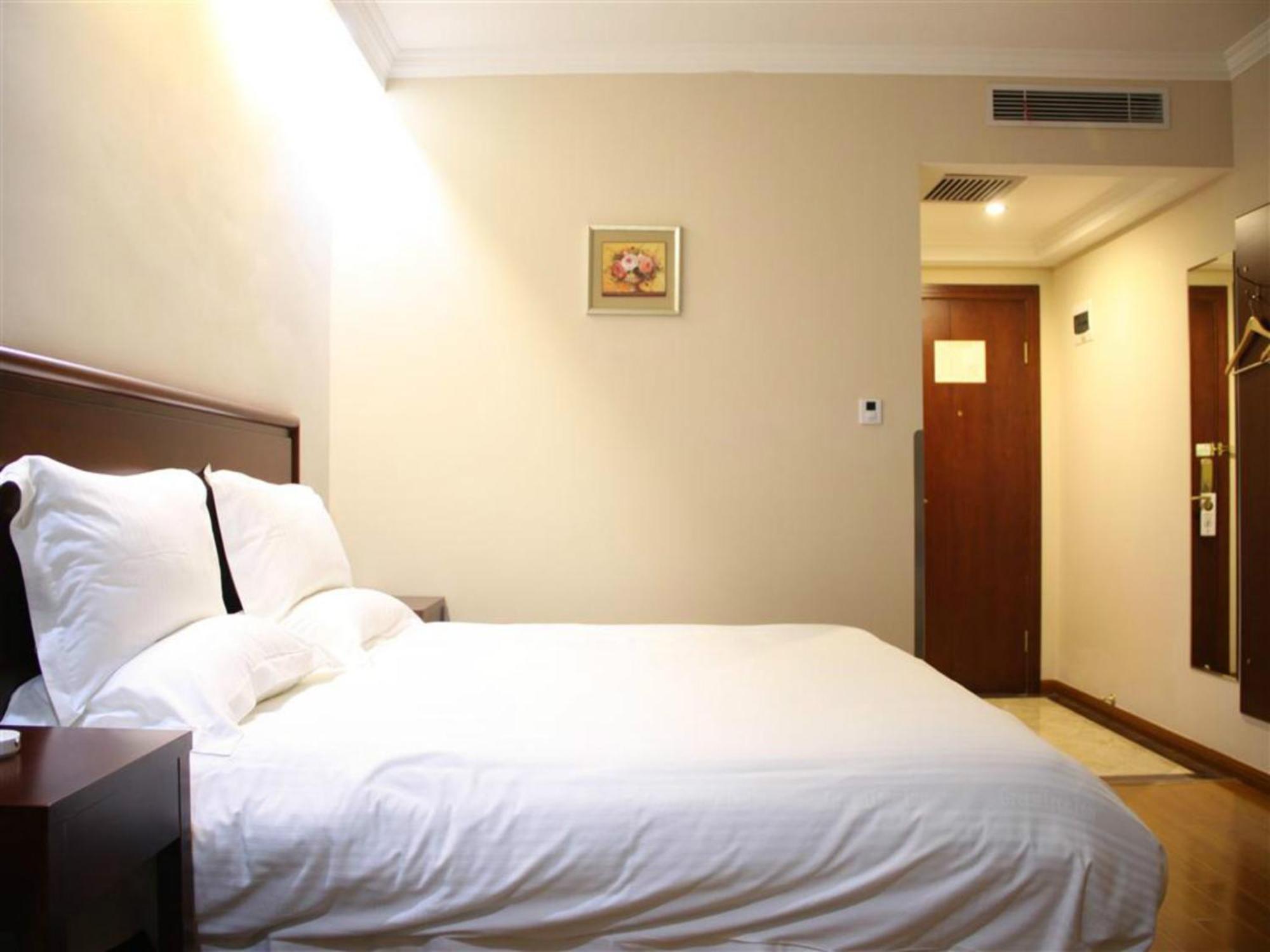 Greentree Zhongshan Hutai Hotel