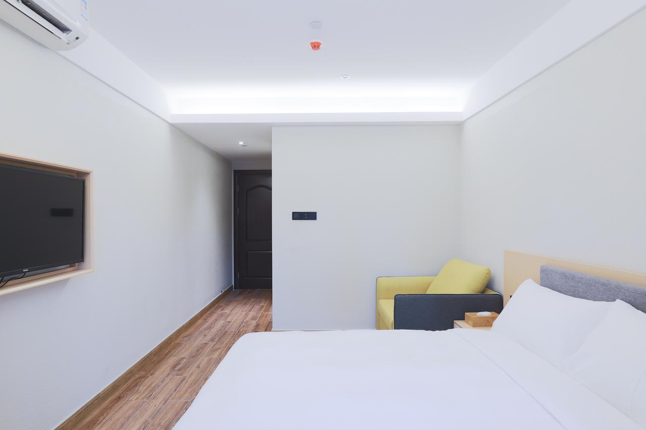 Cheng Jia Service Qi Bao Hua Lin Road Apartment *