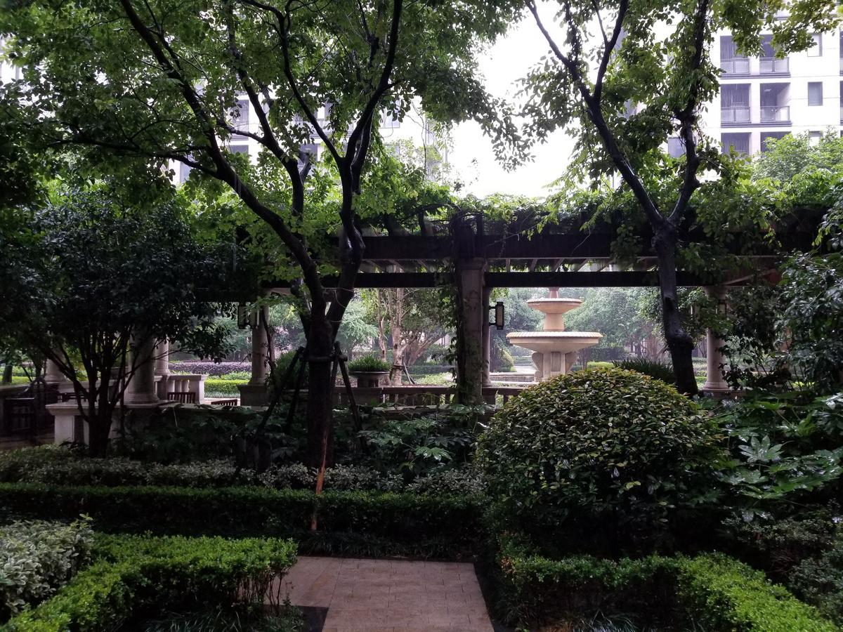Shanghai-hongqiao Railway Hub - A Very Quiet Location In Area, Close To The National Exhibition Center, Wiss And Health * Thượng Hải