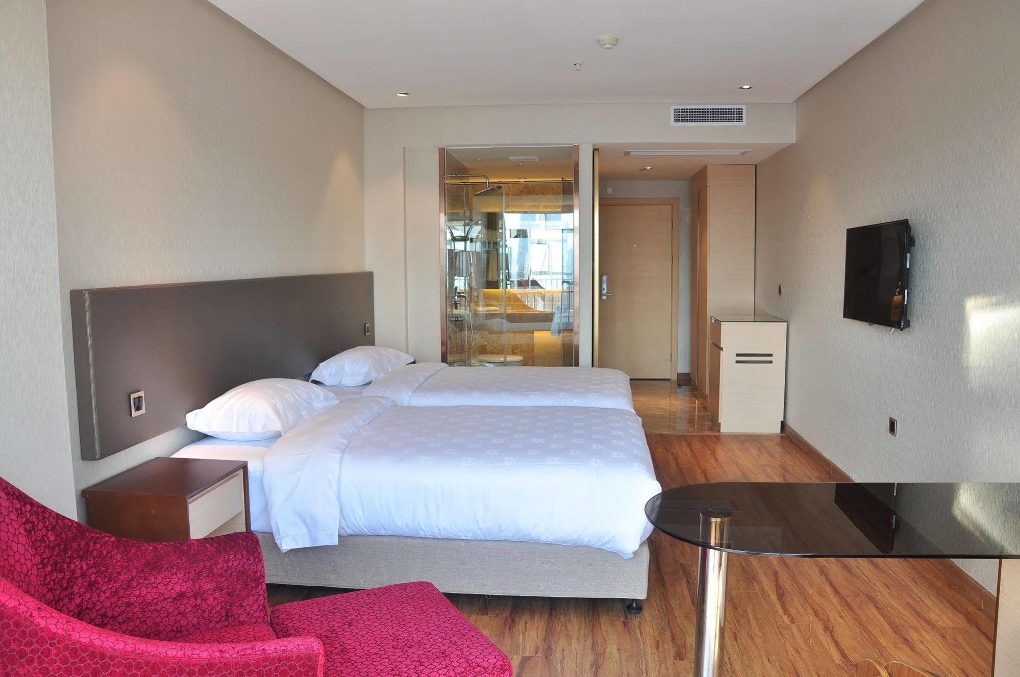 Khách sạn Kingtown Hongkou 4*