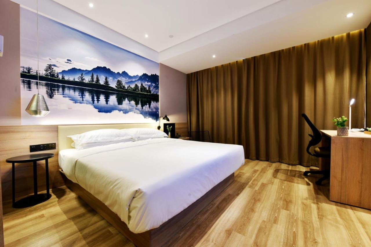 Urban Rosa Cafe&inn 3* Shanghai