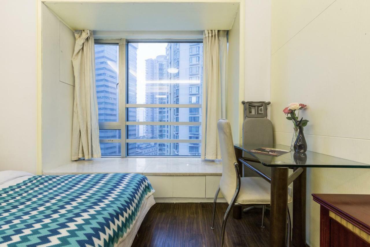Rong Aparthotel 3*