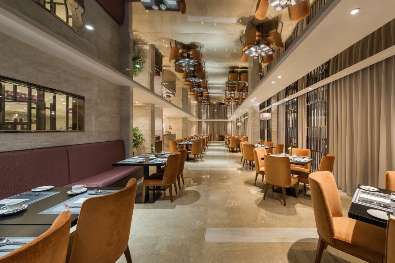 Novotel Hongqiao Hotel 5*