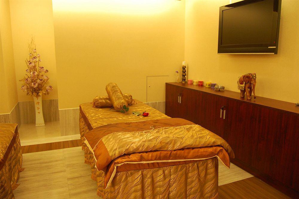 Blossom House On The Bund 5*