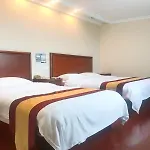 Greentree Inn Shanghai Changyang Road Jiangpu Park Metro Station Business Hotel