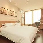 Jinjiang Inn Select Shanghai Fengxian Baolong Square North Yunhe Road