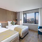 Golden Tulip Shanghai Hongqiao - A Louvre Hotel