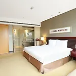 Holiday Inn Shanghai Pudong Nanpu By Ihg