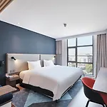 Holiday Inn Express Shanghai Hongqiao North