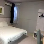 Jinjiang Inn Shanghai Wanping Rd. S