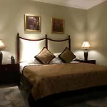 The Bund Riverside Hotel