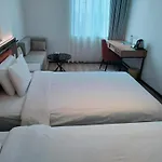 Shanghai Ange Hotel - Next To Longyang Road Subway Station, Near New Internatonal Expo Center