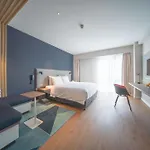 Holiday Inn Express Shanghai Huijin By Ihg