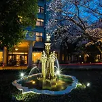 Donghu Hotel