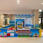 Linzhen Hotel