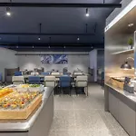 Atour Light Hotel Shanghai The Bund East Jinling Road