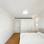 Book And Bed-Lujiabang