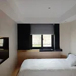 Tech-X Apartment Jing\'An Temple