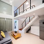 Shanghai Hills & Lotus Home Base Near Necc & Hongqiao Railway Station Suitable For Family&Business