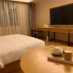 Ji Hotel Shanghai The Bund Tiantong Road