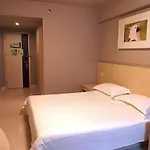 Jinjiang Inn Shanghai Lujiazui